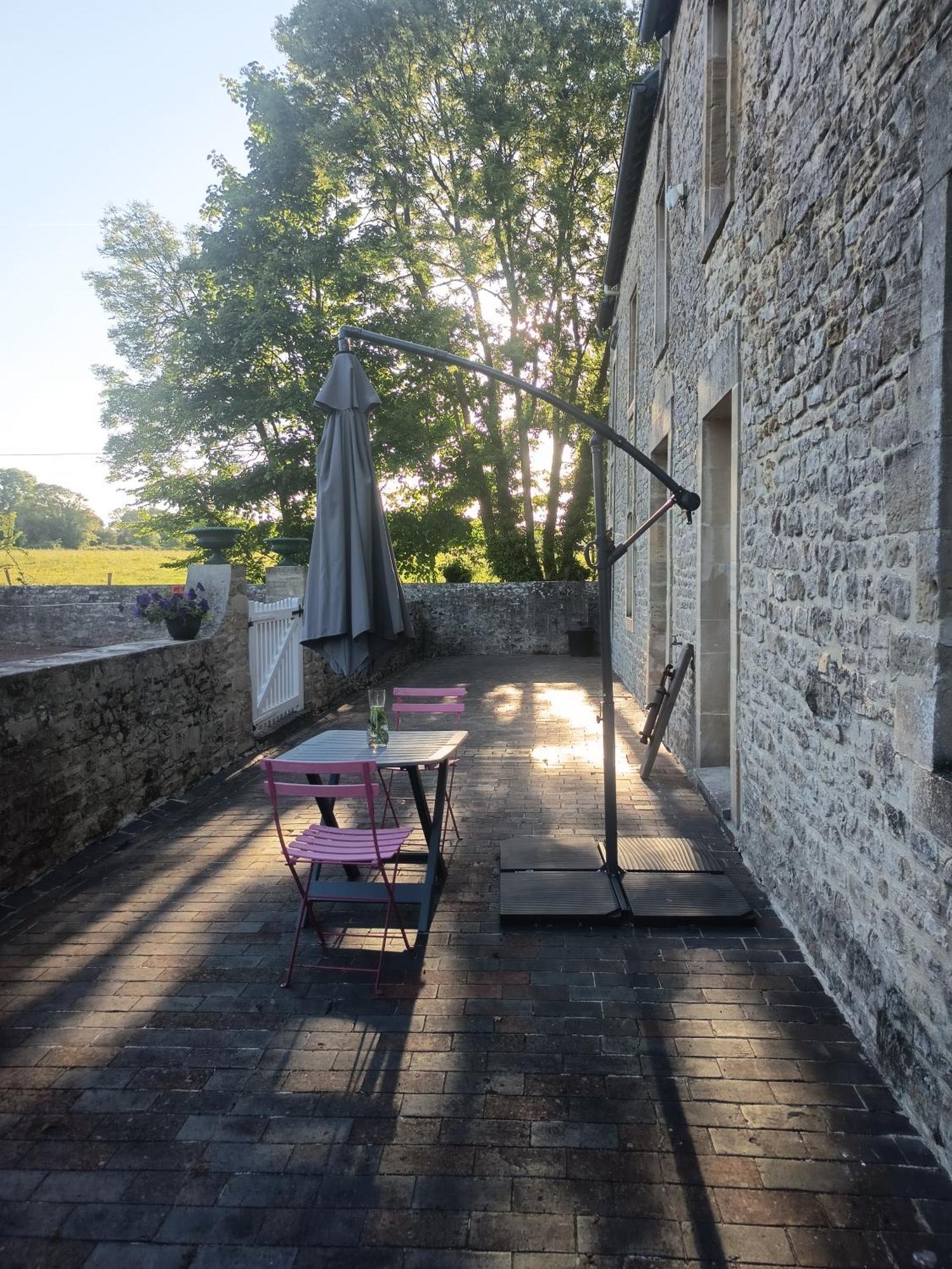 Maison De Charme Tour-en-Bessin Ngoại thất bức ảnh